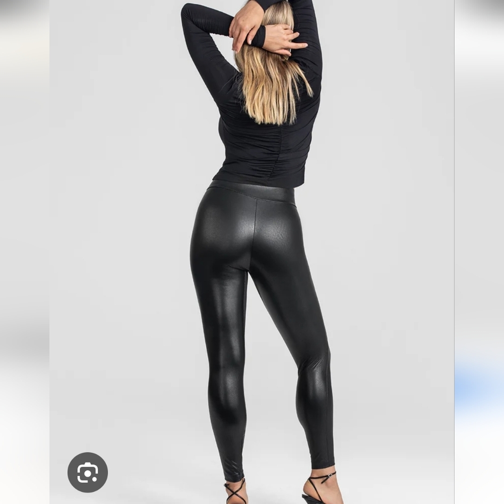 Knix Women's Black High-Waisted Contour Leggings Sz.Large- NWOT